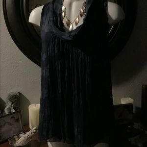 😍 M Carla Conti Silk Blue Top